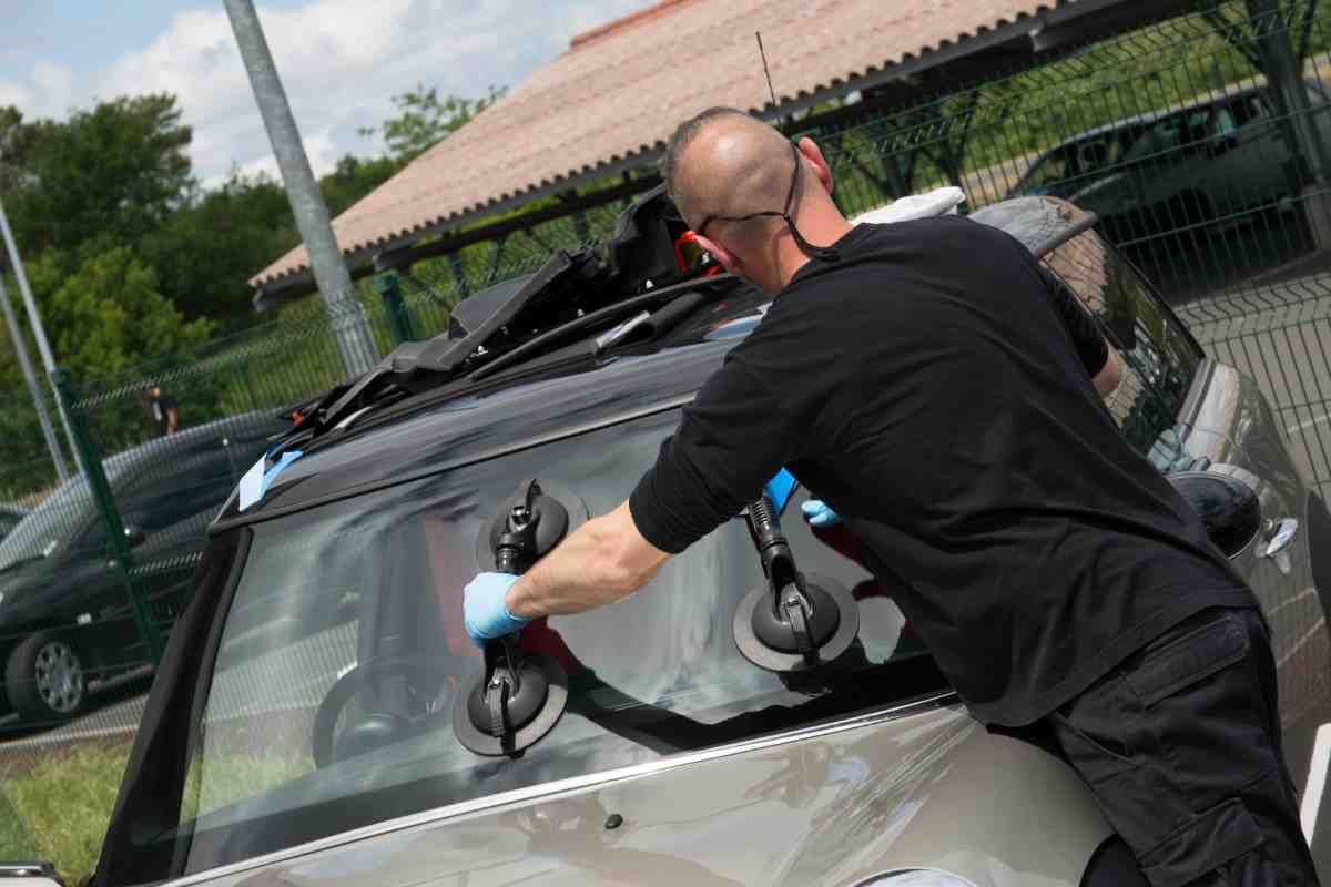 Auto Glass Repair Santa Ana CA - Get Trusted Windshield Replacement and Repair Services with Official Irvine Auto Glass