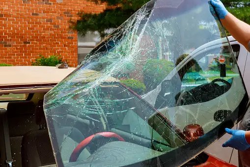 Experience Expertise For All Your Auto Glass Repair and Windshield Replacement Needs